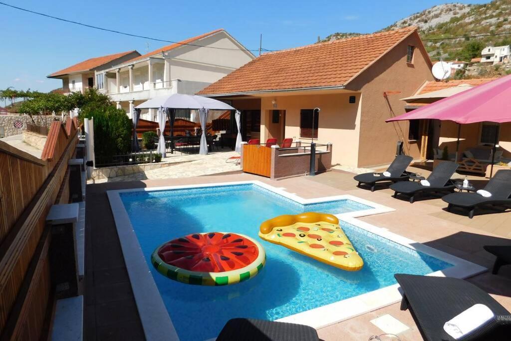 Holiday Home Jass Near Makarska Zagvozd المظهر الخارجي الصورة