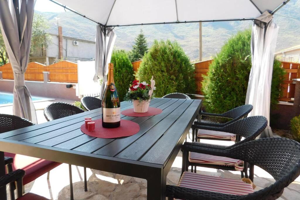 Holiday Home Jass Near Makarska Zagvozd المظهر الخارجي الصورة